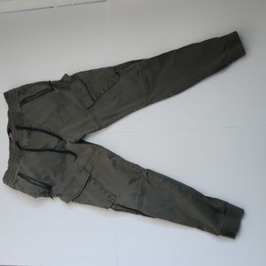 Hollister Skinny Cargo Jogger Hunter Green Size:M